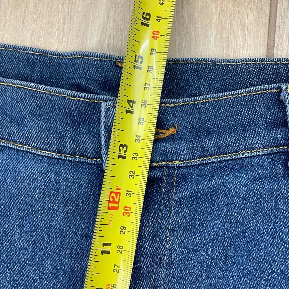 Vintage Lee Jeans Womens 38 USA Union Made High Rise Straight Leg Blue Mom Denim